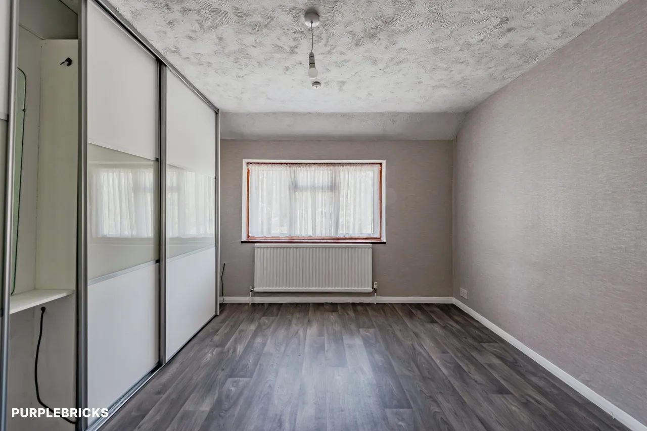 Crossways, Crawley, RH10, photo 37