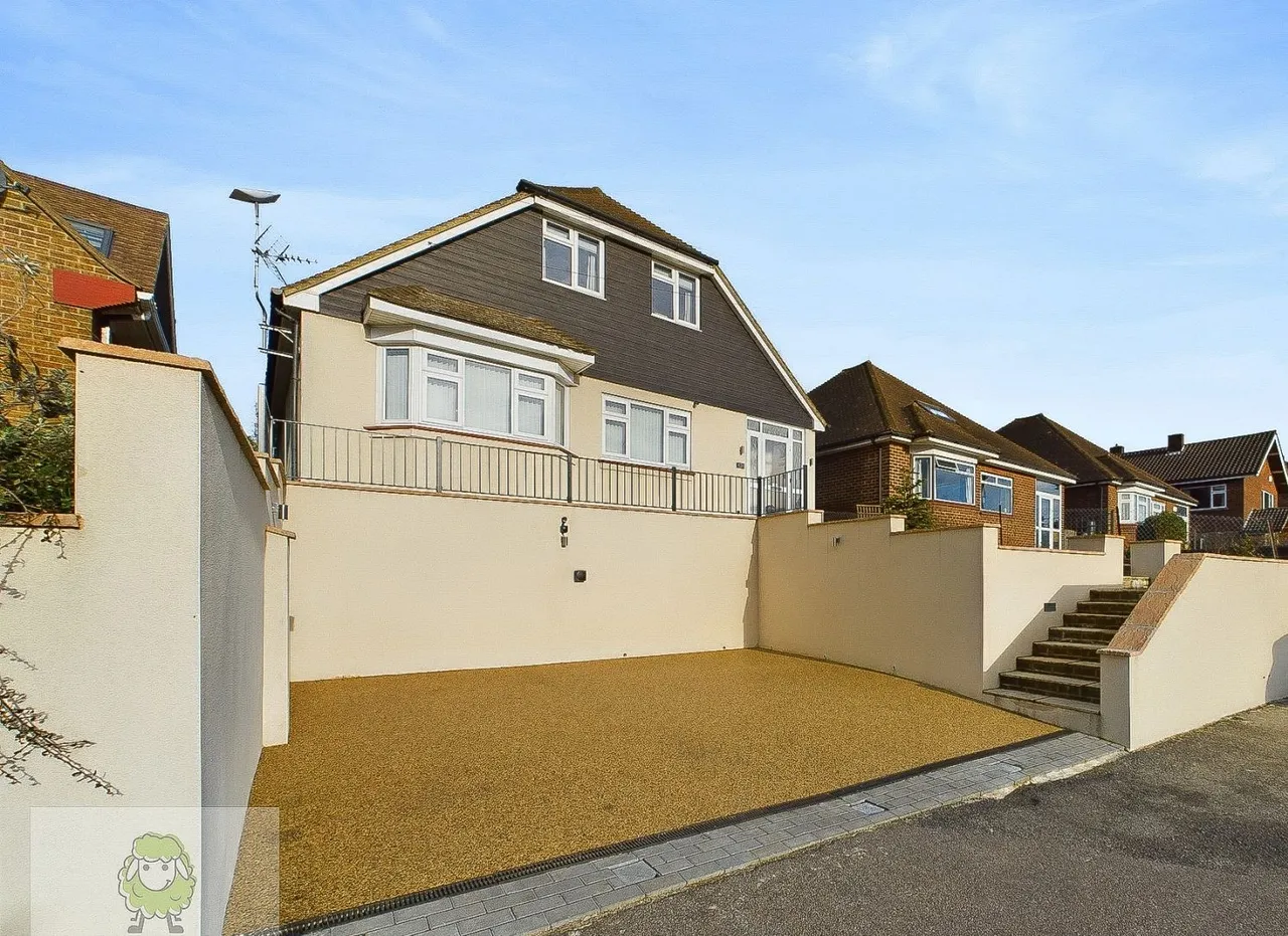 Broom Hill Road, Strood, ME2, photo 36
