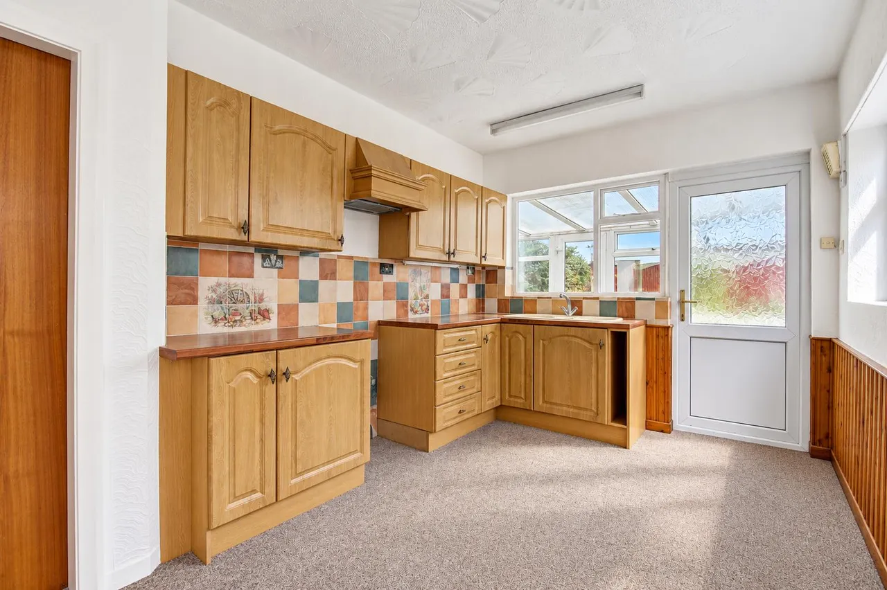 Wolverhampton Road, Cannock, WS11, photo 5