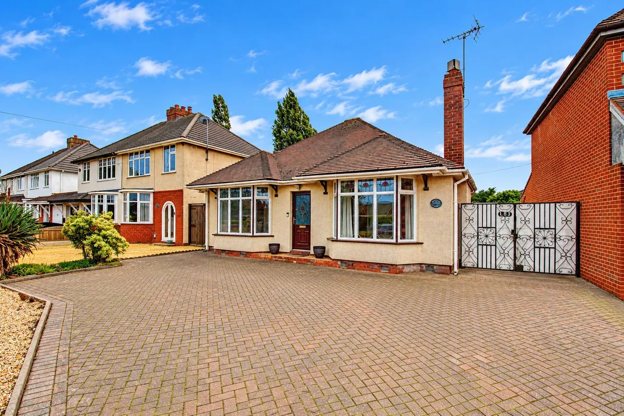 Wolverhampton Road, Cannock, WS11, photo 20