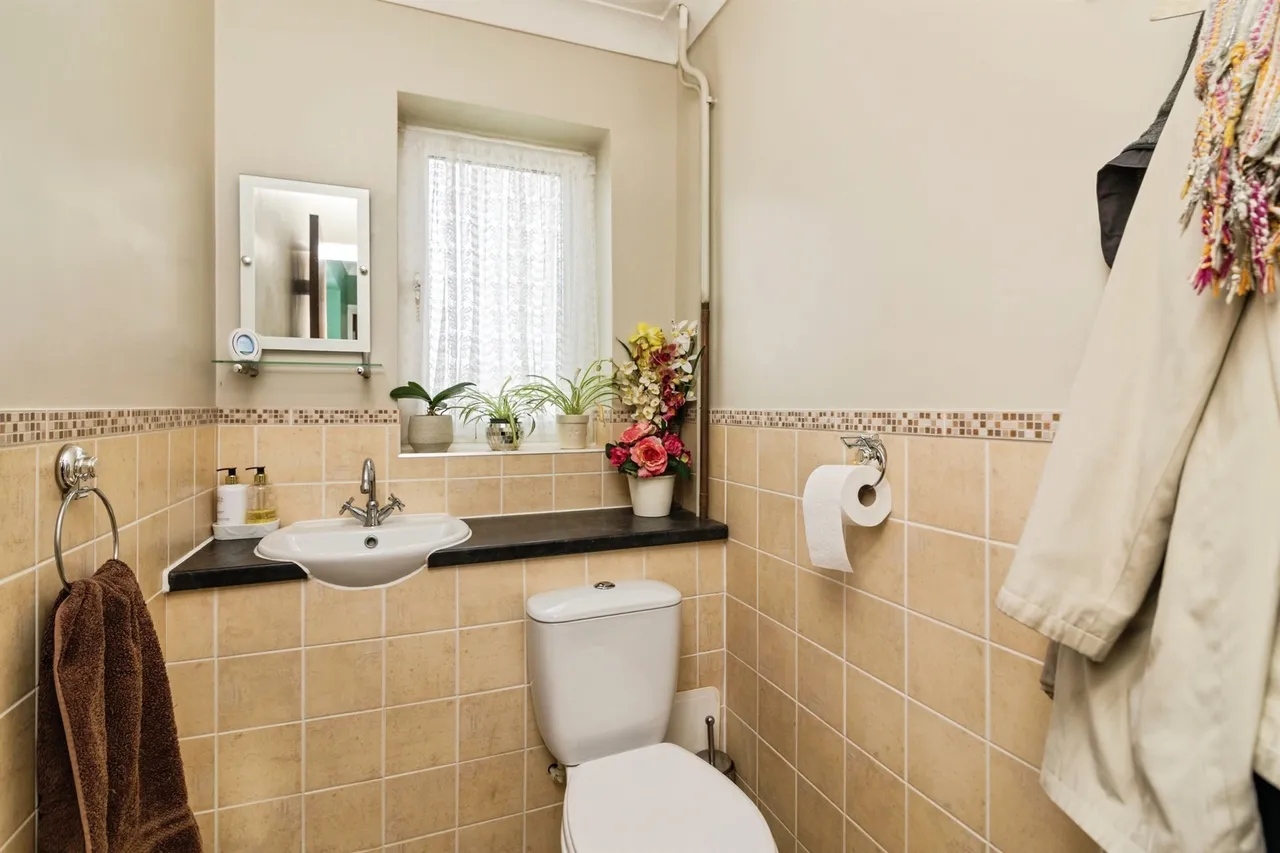 Orchids Close, Bungay, photo 12