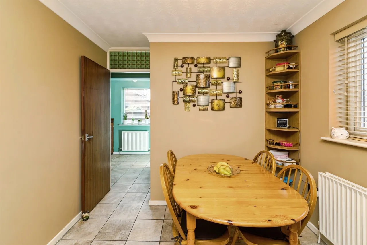 Orchids Close, Bungay, photo 9