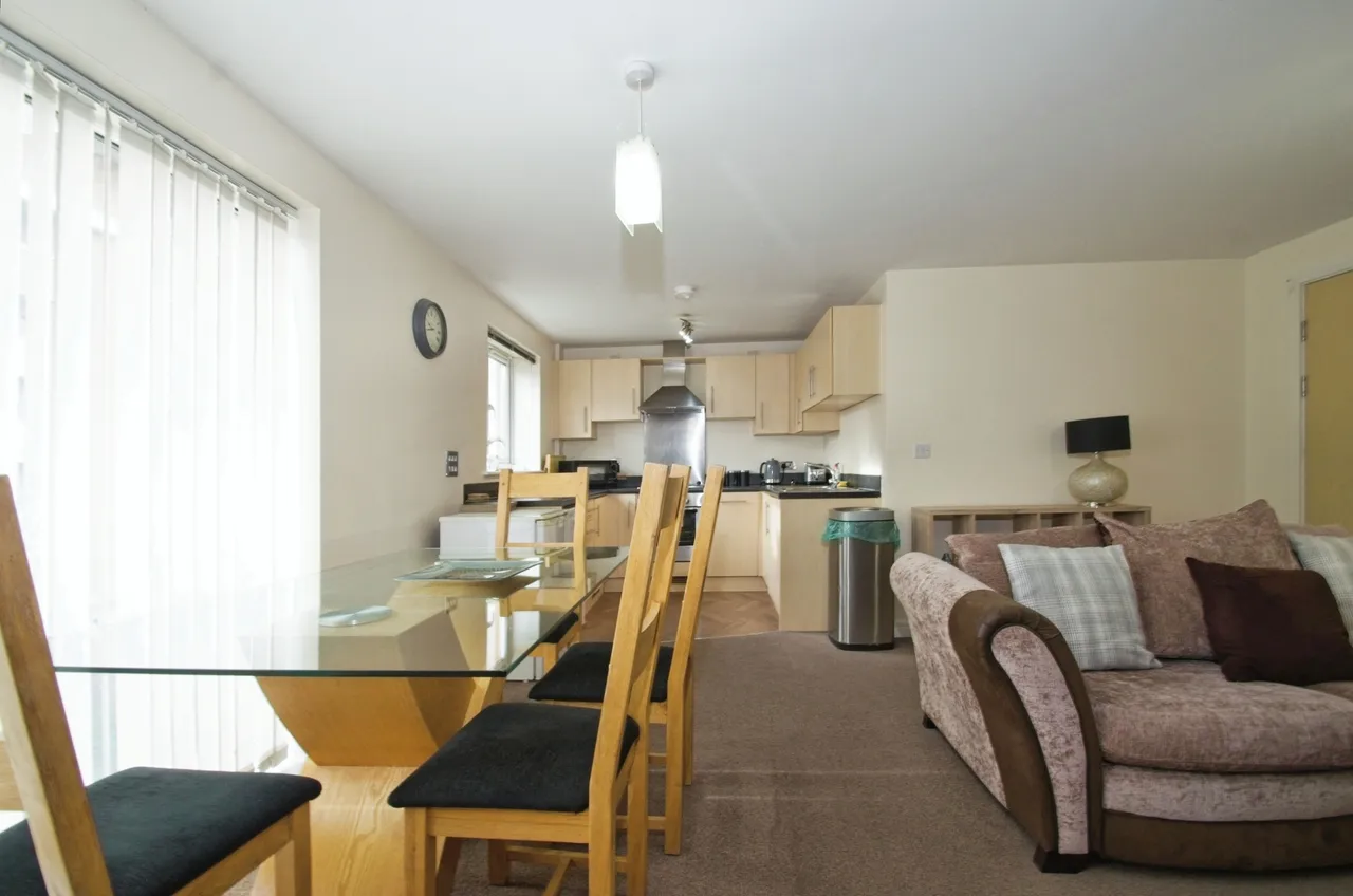 Overstone Court, Cardiff, CF10, photo 9
