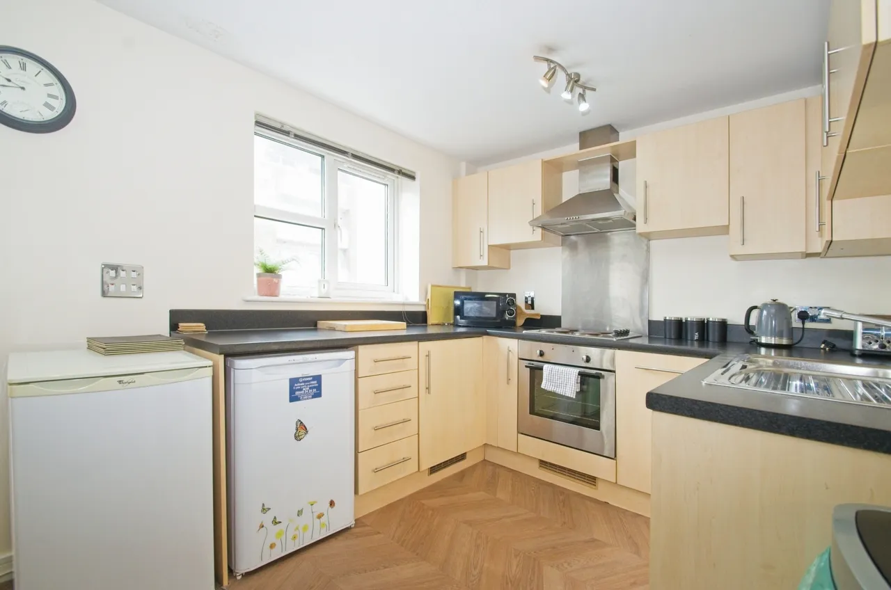 Overstone Court, Cardiff, CF10, photo 7