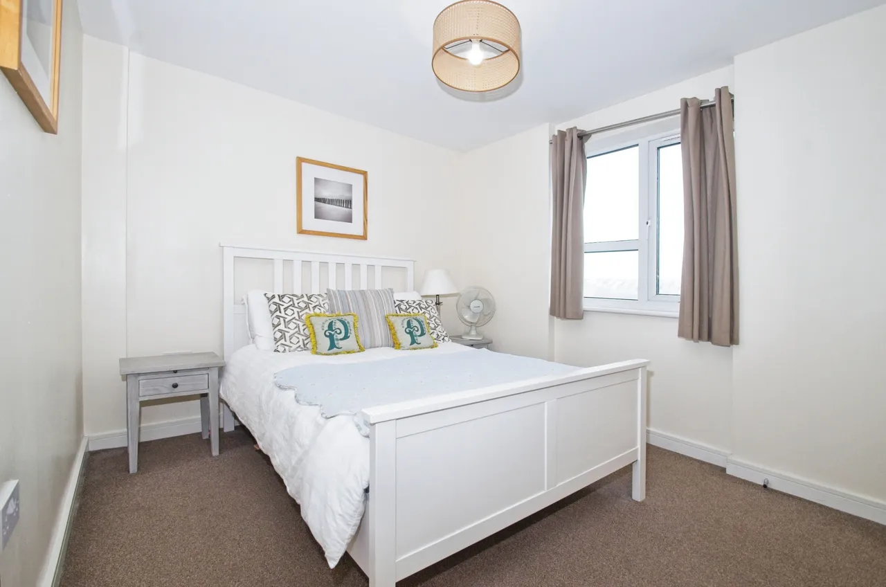 Overstone Court, Cardiff, CF10, photo 8