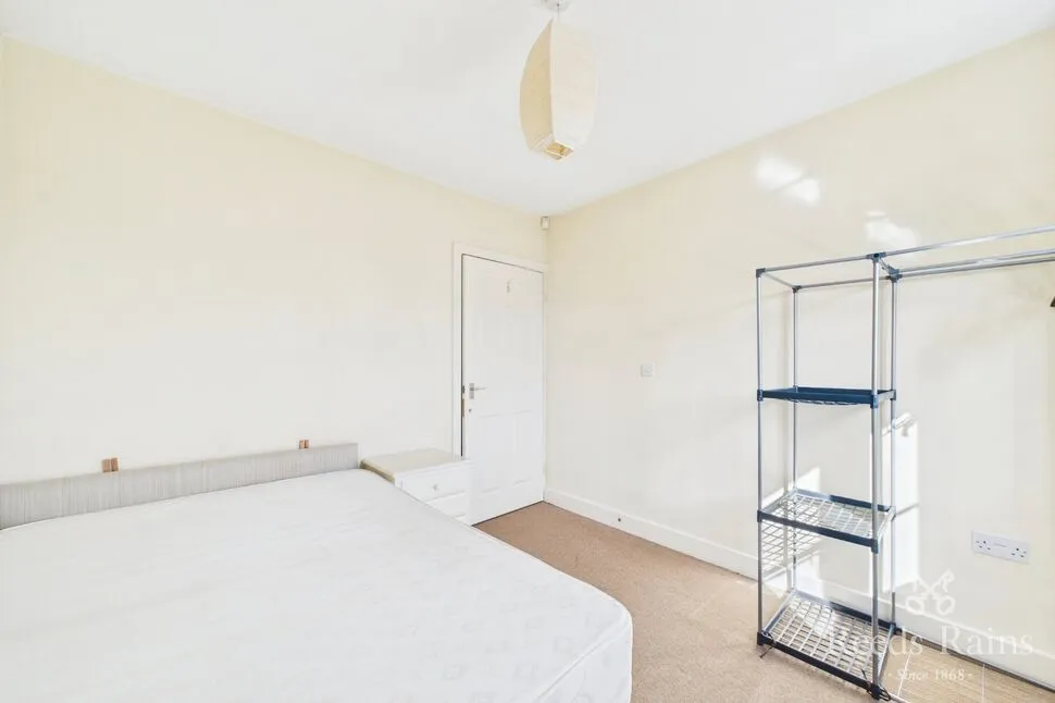 Raynald Road, Sheffield, S2, photo 9
