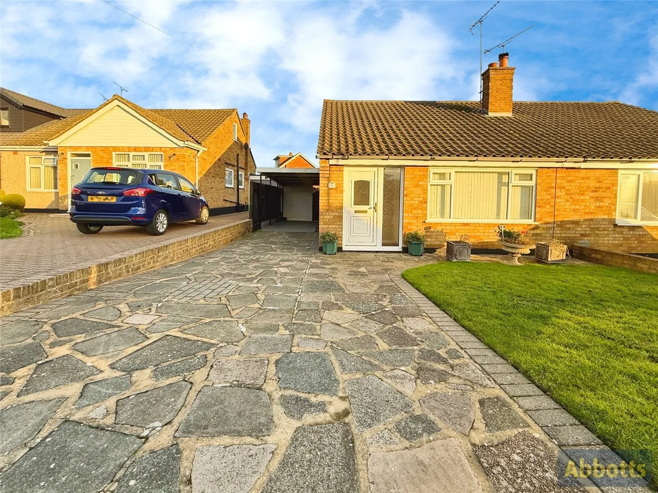 2 bed house for sale — Farm Way, Benfleet, Essex, SS7