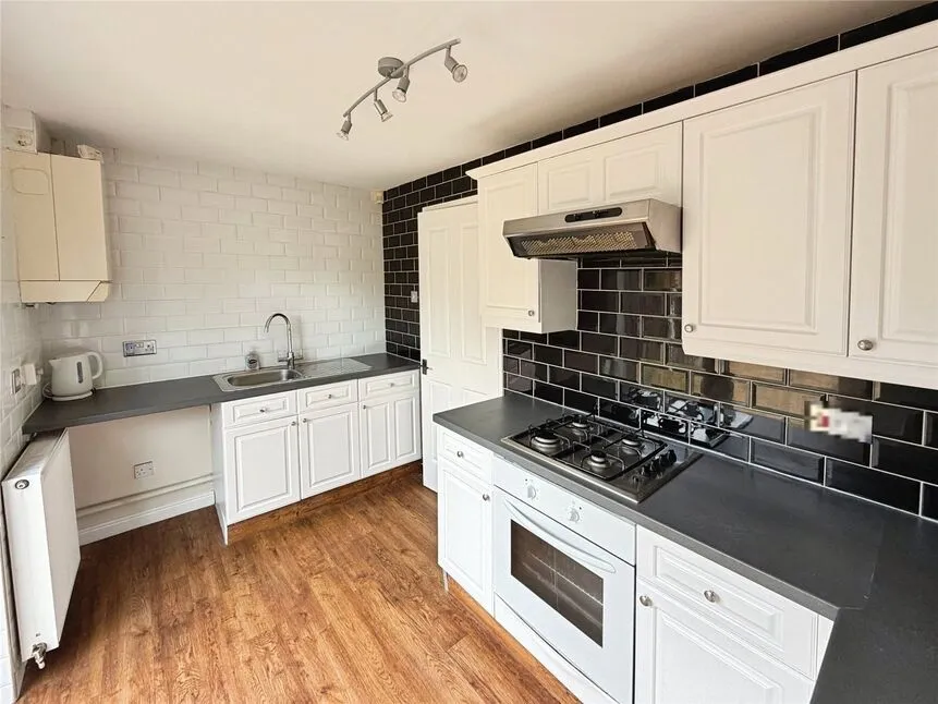 Cosgrove Court, Edenthorpe, South Yorkshire, DN3, photo 6