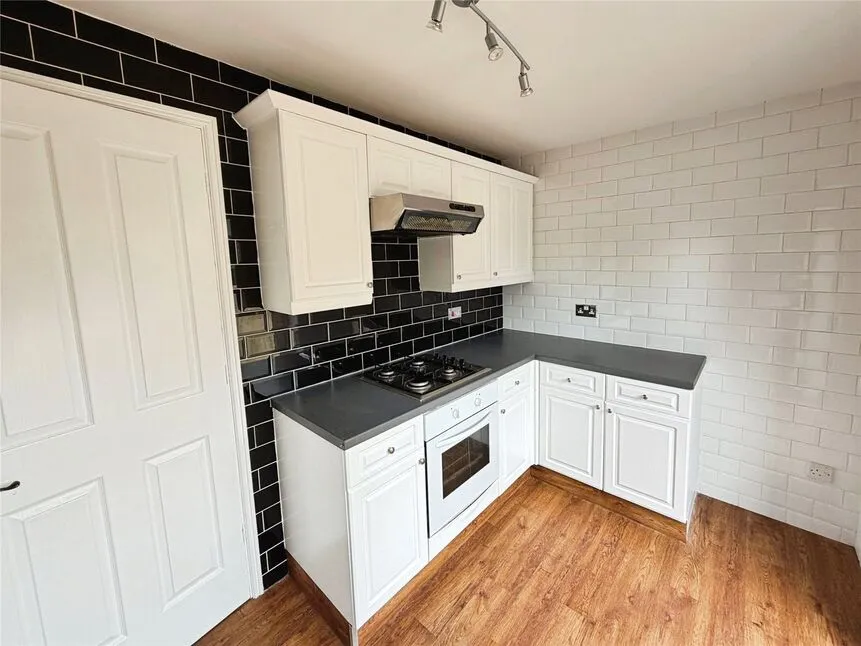 Cosgrove Court, Edenthorpe, South Yorkshire, DN3, photo 10