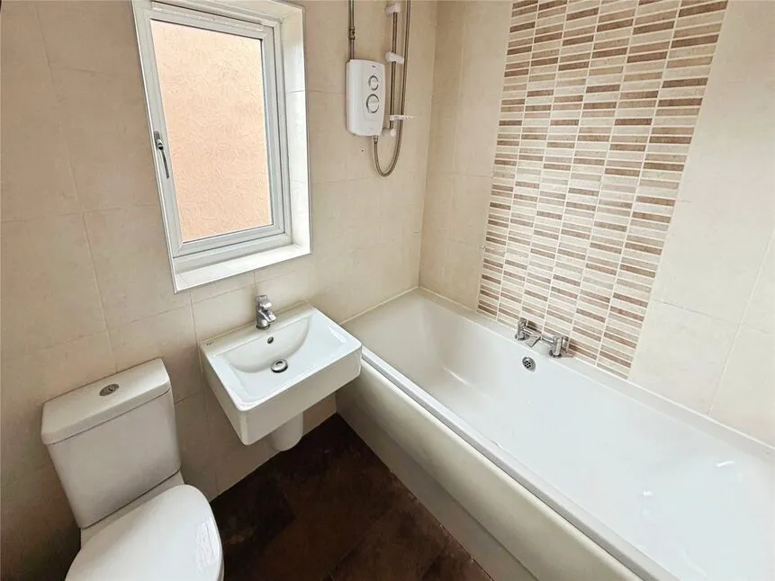 Cosgrove Court, Edenthorpe, South Yorkshire, DN3, photo 4
