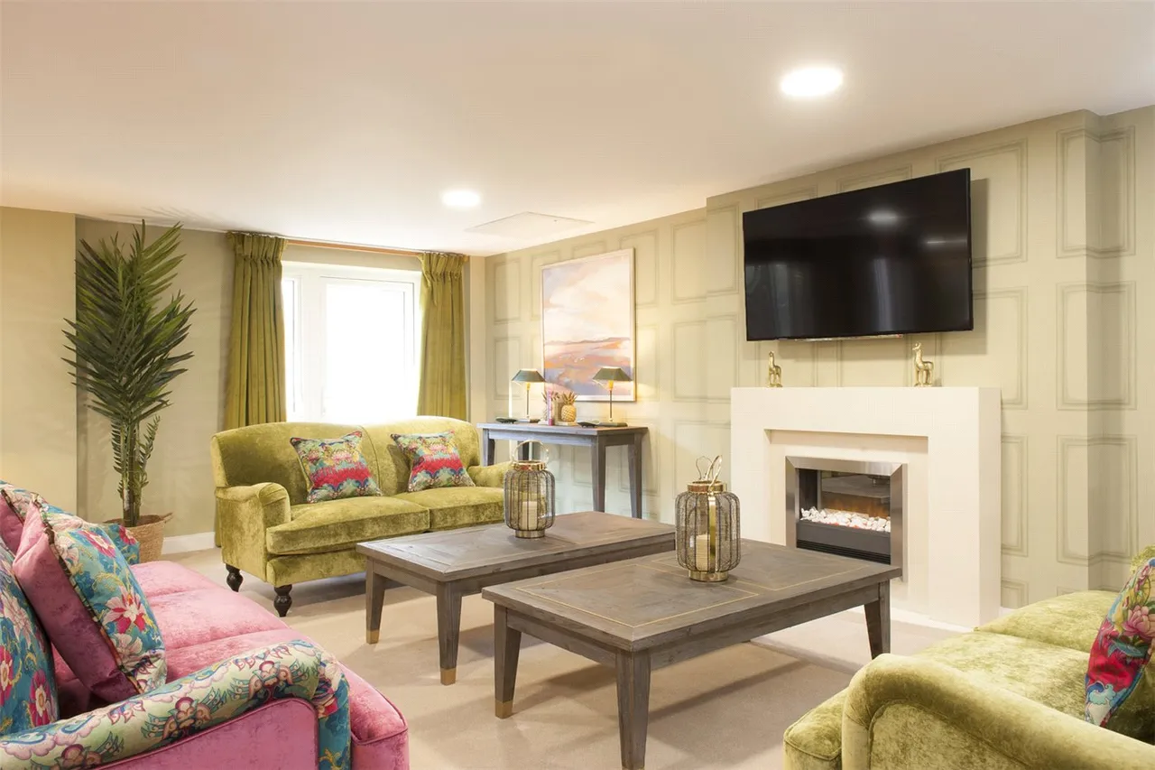 Bath Road, Devizes, Wiltshire, SN10, photo 2