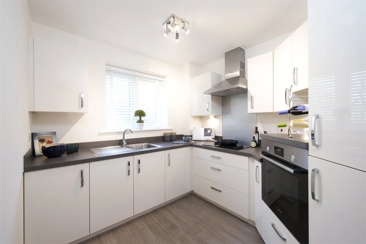Bath Road, Devizes, Wiltshire, SN10, photo 4