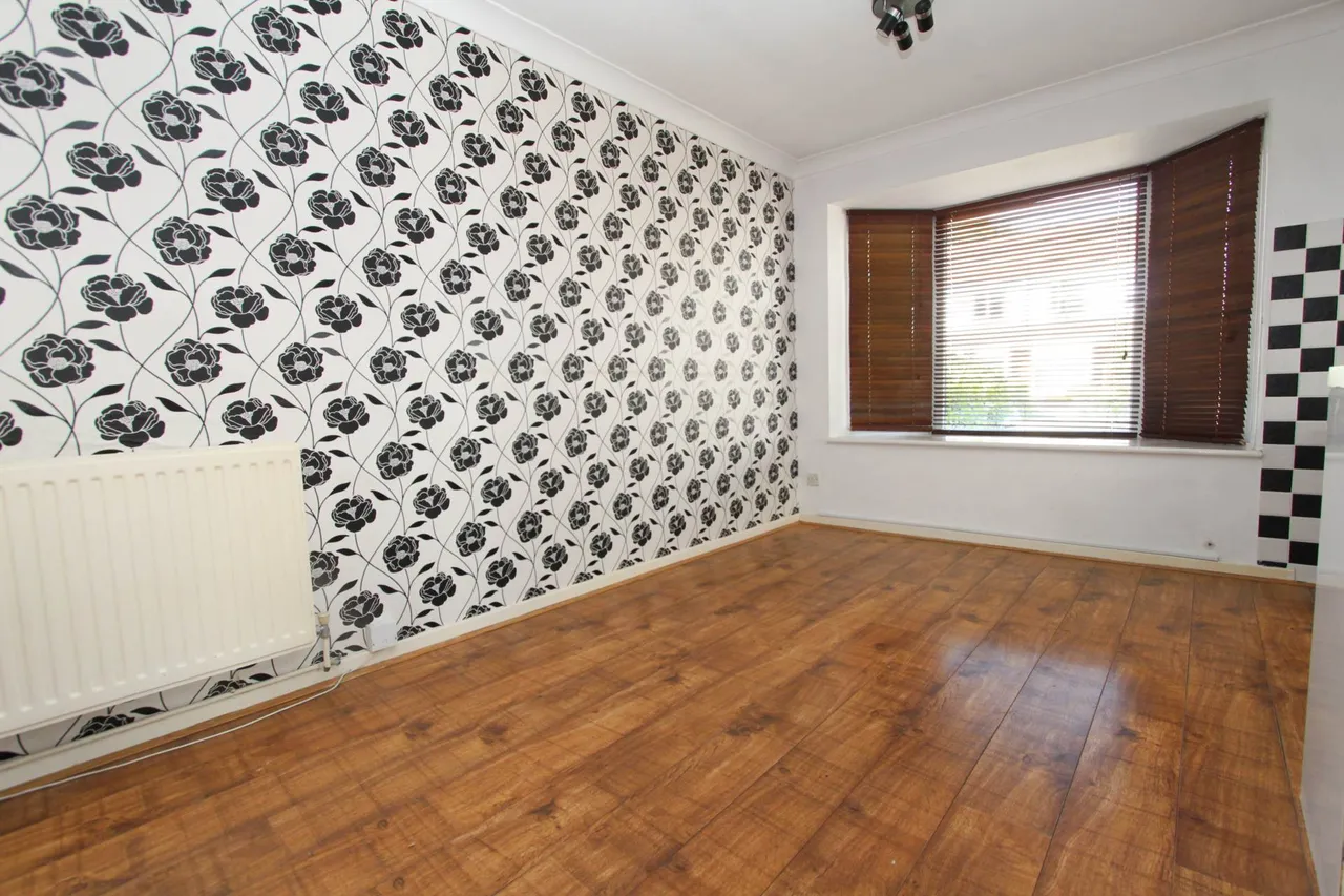 Broadlands, Thundersley, SS7 3BD, photo 3