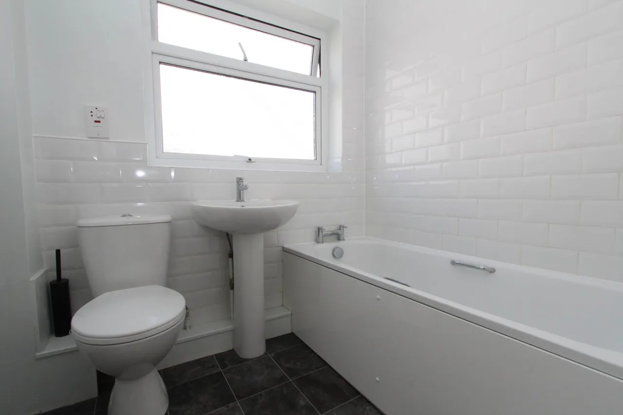 Broadlands, Thundersley, SS7 3BD, photo 8
