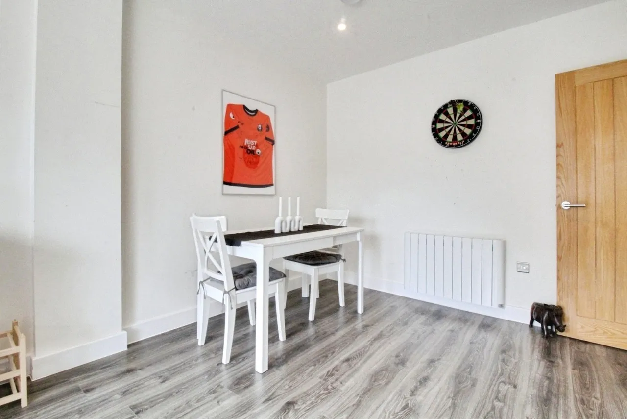 London Street, Basingstoke, Hampshire, RG21 7NU, photo 5