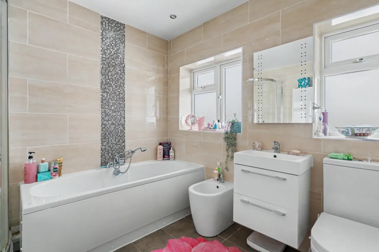 Sycamore Avenue, Crewe, photo 13