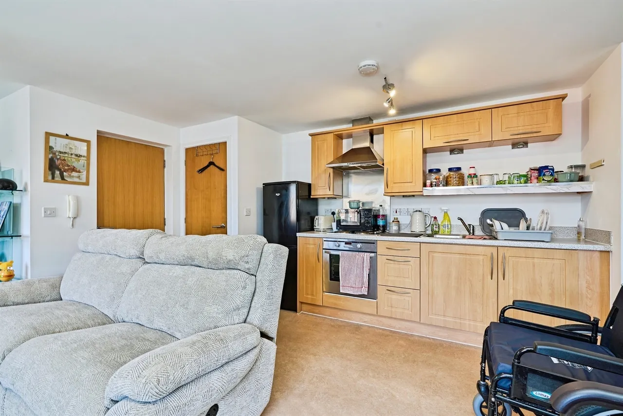 Gough Drive, Tipton, DY4, photo 2