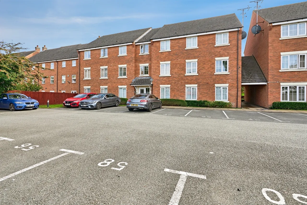 1 bed flat for sale, Gough Drive, Tipton, DY4