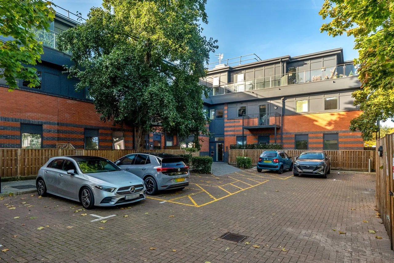 1 bed flat for sale, Clivemont Road, Maidenhead, SL6