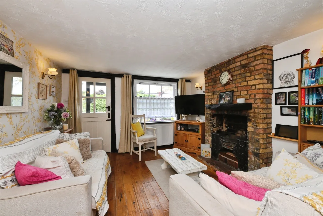 Queens Head Yard, Sheering, Bishop's Stortford, photo 3