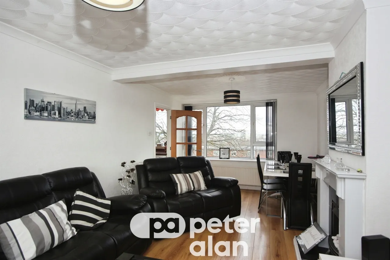 Heather Road, Newport, NP19, photo 8