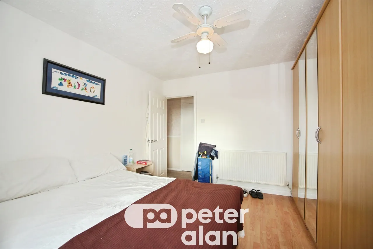 Heather Road, Newport, NP19, photo 11