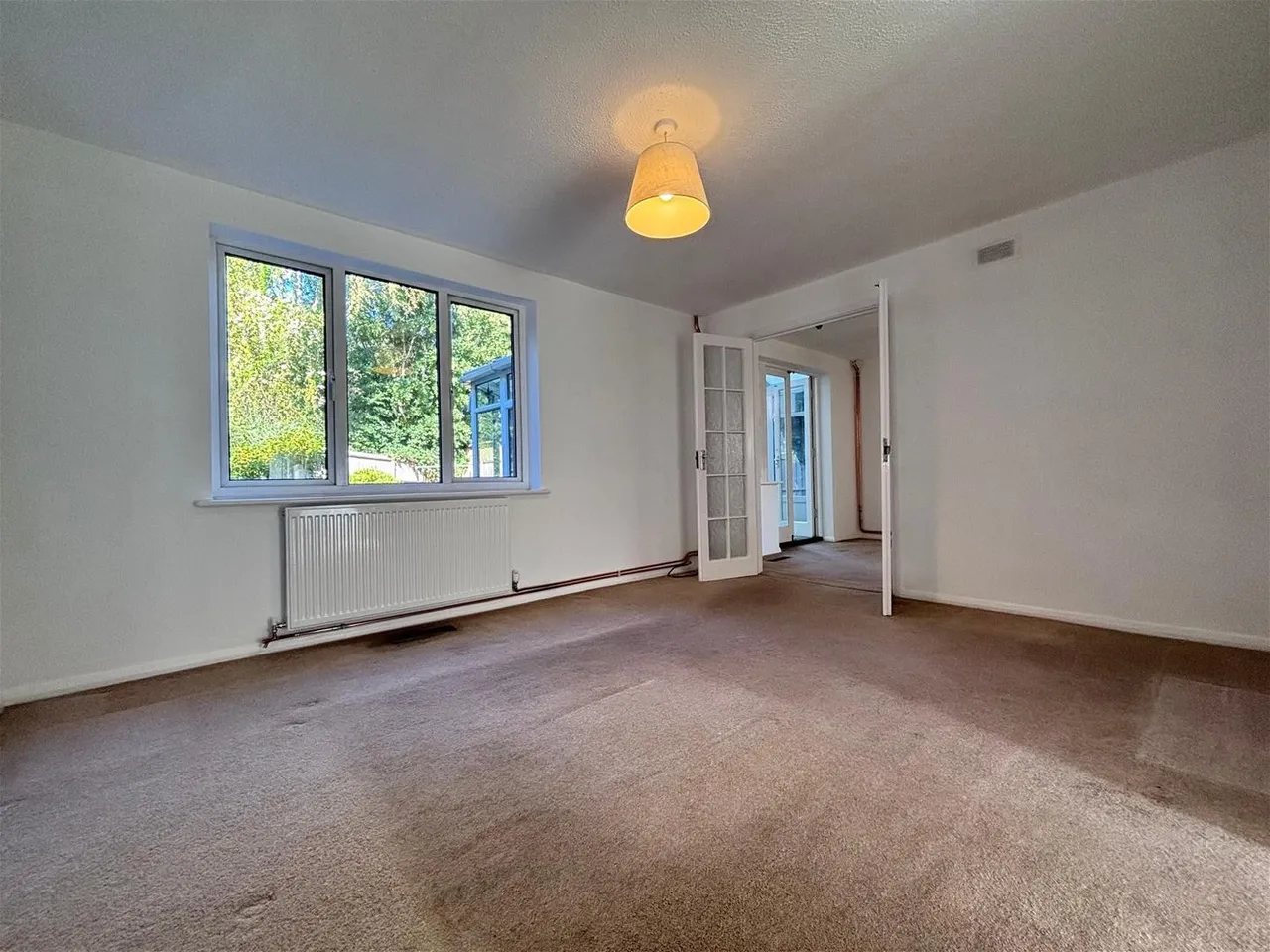 Brook Road, Horsham, West Sussex RH12 5FY, photo 2