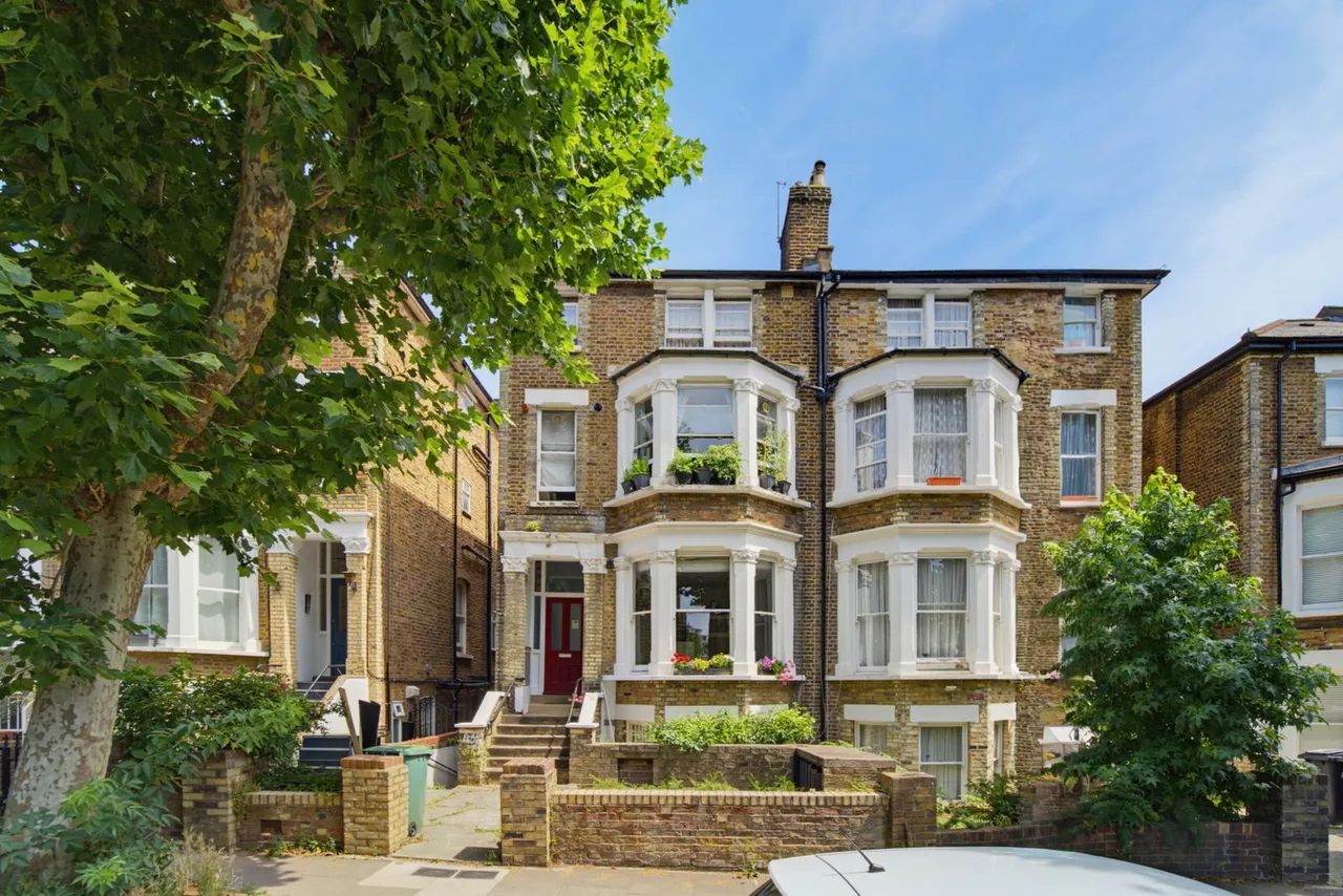 Fordwych Road, London, NW2, photo 3