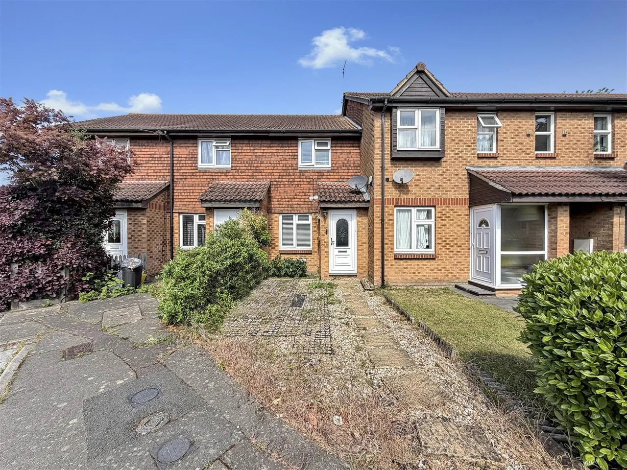 2 bed house for sale — Abbotswood Way, Hayes