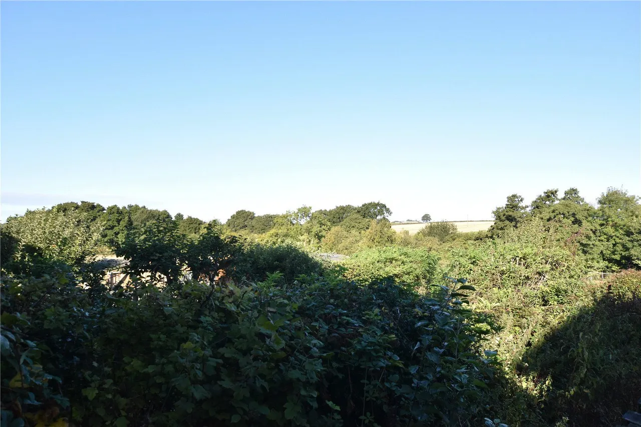 Rakehill Road, Barwick in Elmet, LS15, photo 13