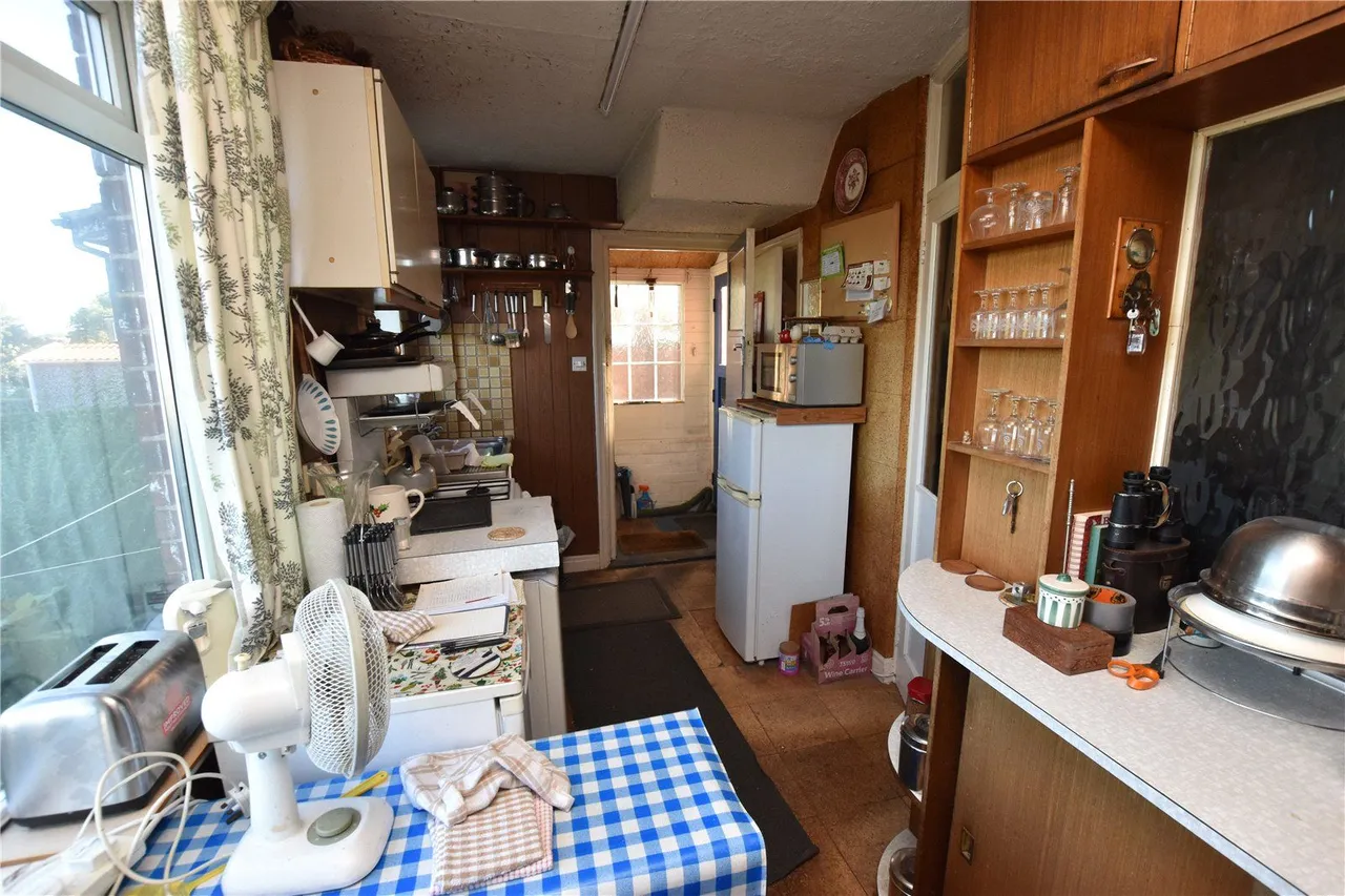 Rakehill Road, Barwick in Elmet, LS15, photo 5