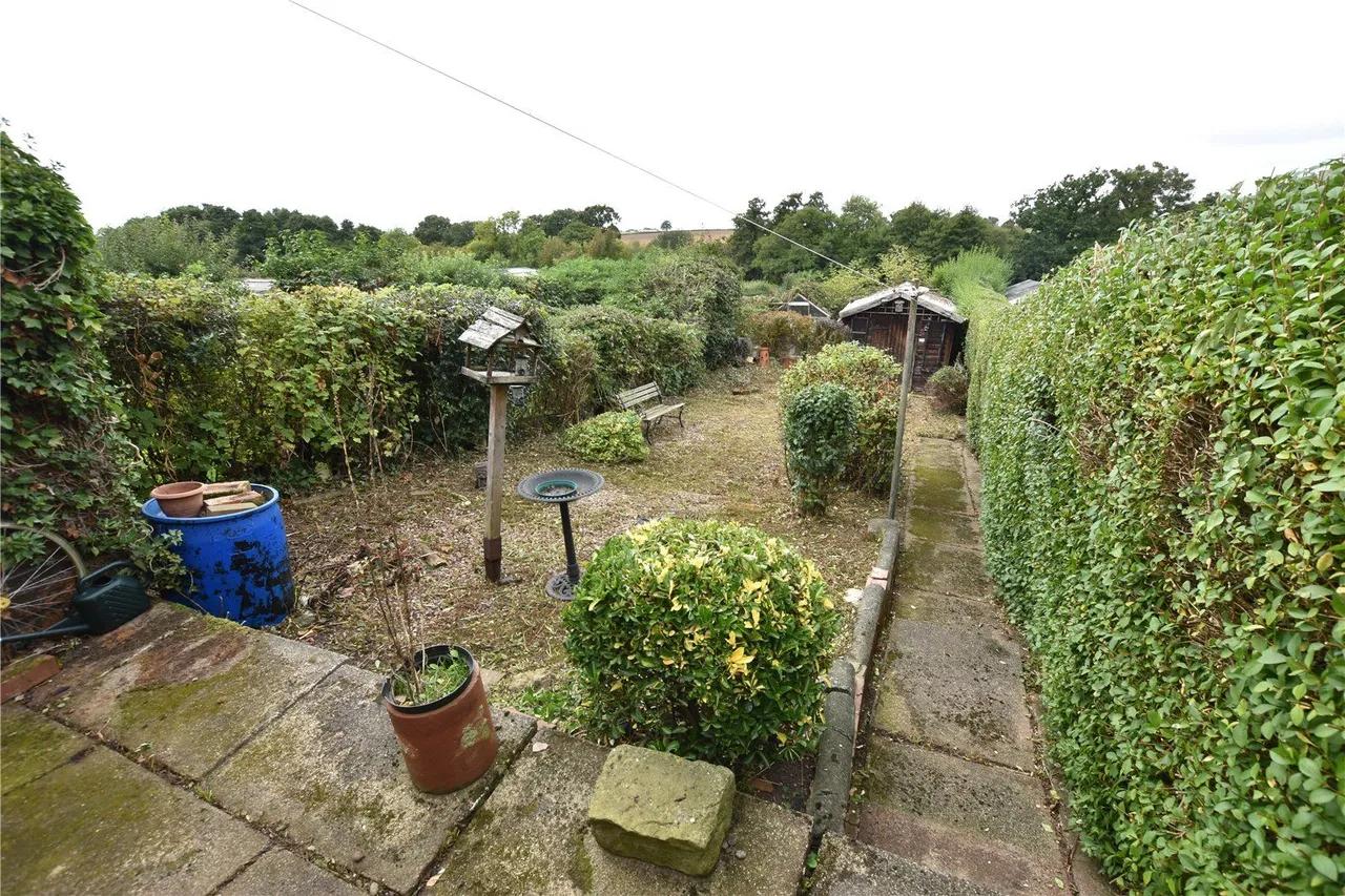Rakehill Road, Barwick in Elmet, LS15, photo 11