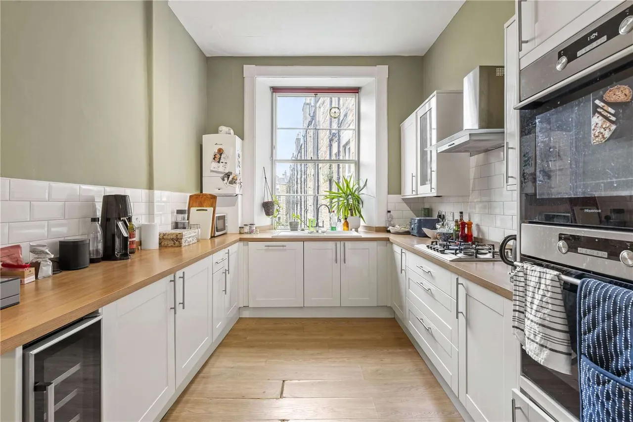 Comely Bank Road, Comely Bank, Edinburgh, EH4 1AW, photo 6