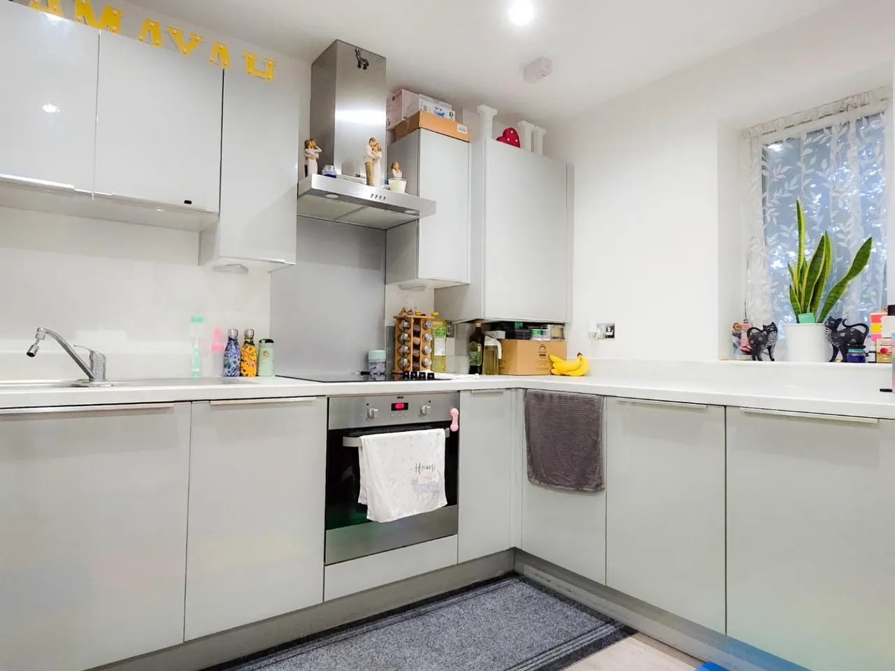 Pullman Court, Warwick Road, West Drayton, UB7 9GZ, photo 2