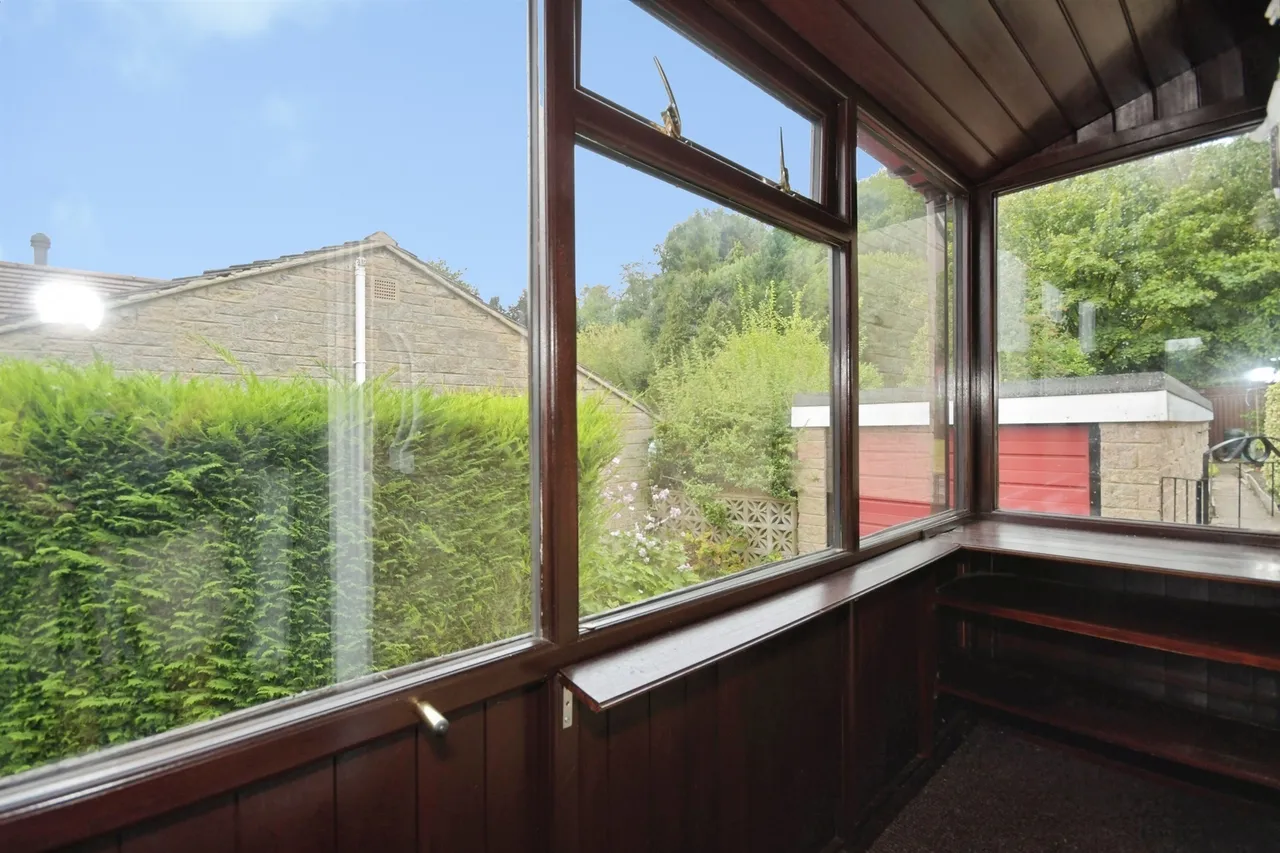 Wyedale Crescent, Bakewell, DE45, photo 17