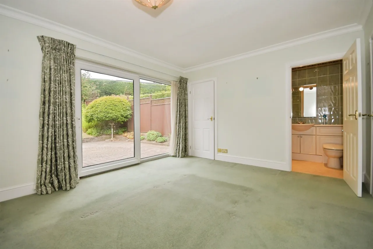 Wyedale Crescent, Bakewell, DE45, photo 10