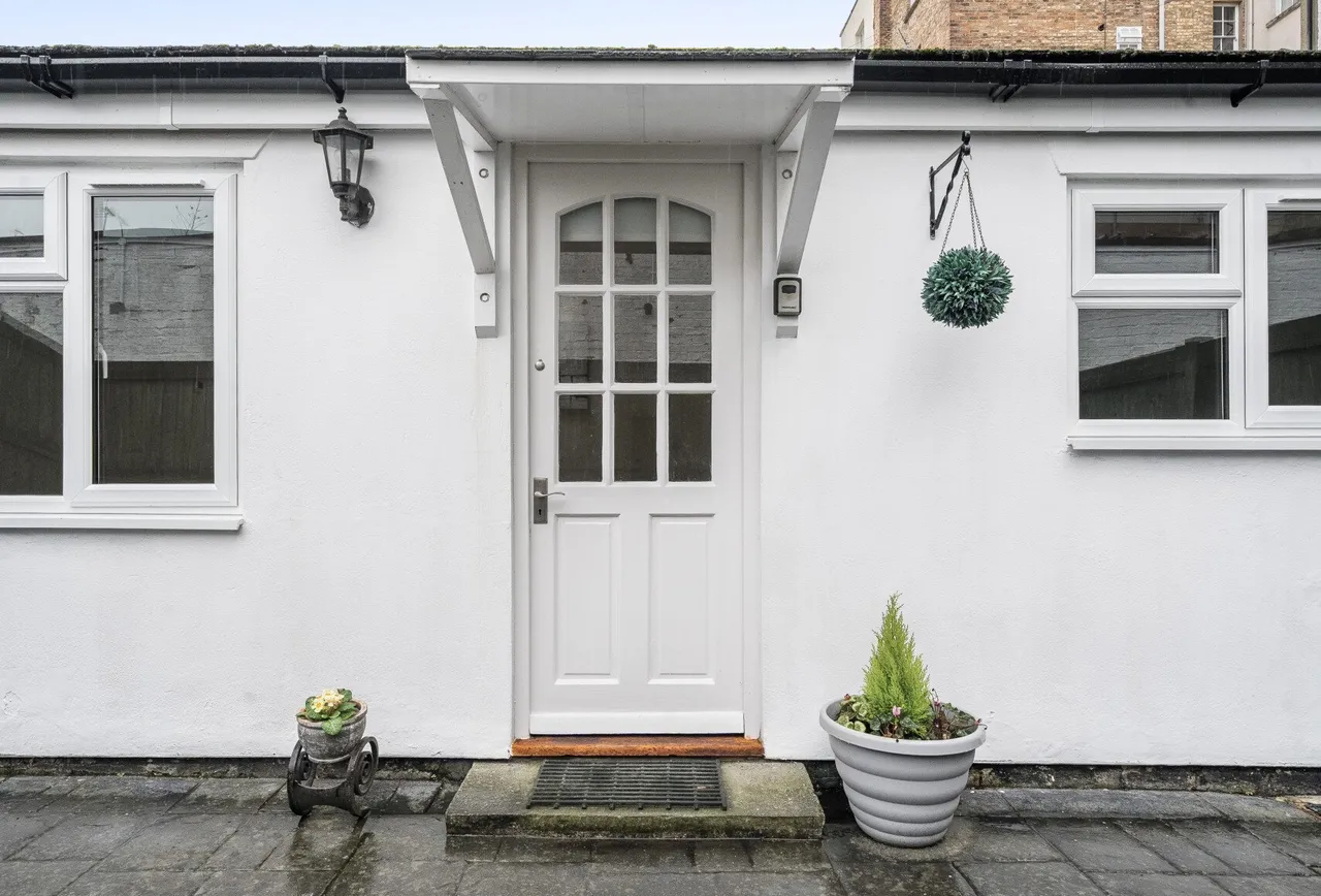Lansdown Place Lane, Cheltenham, GL50 2LB, photo 2
