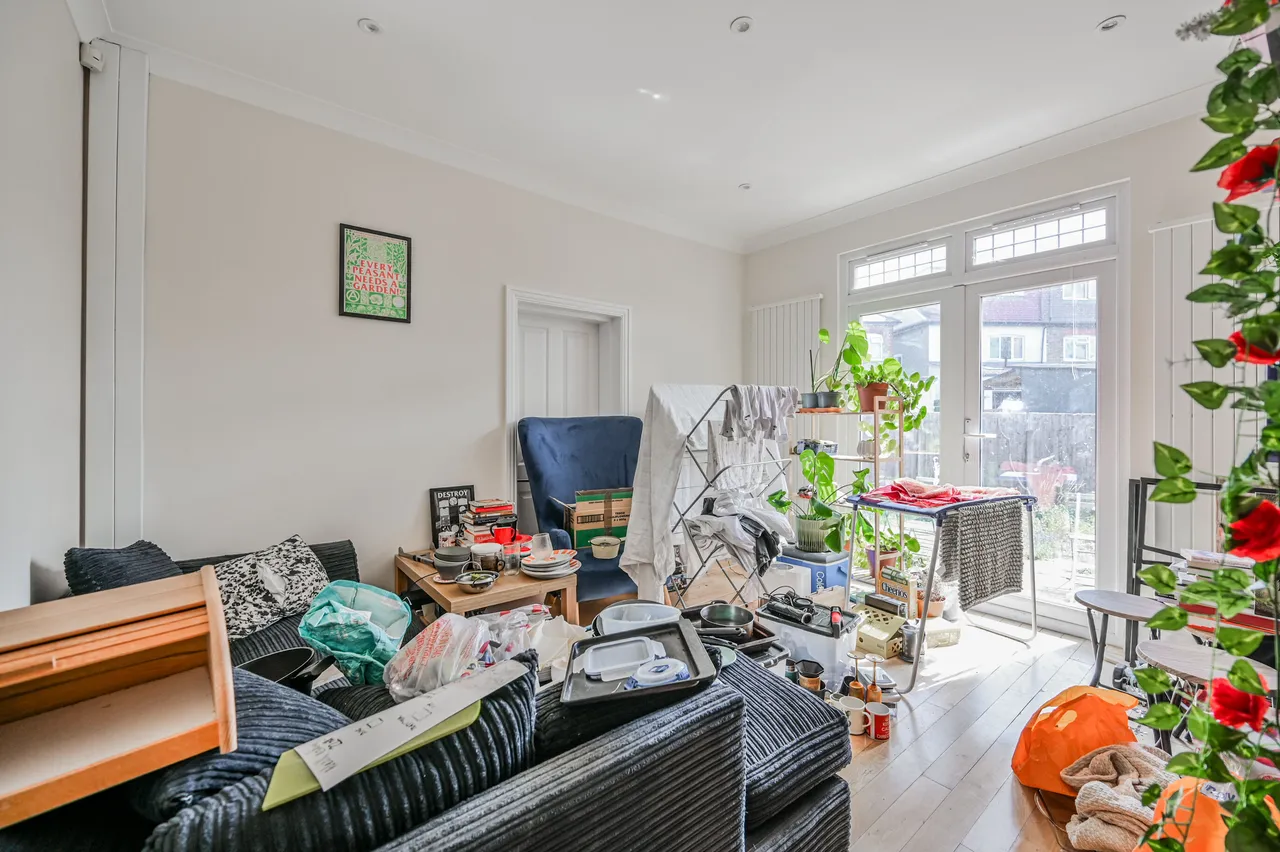 2 Sandringham Road, London, photo 8