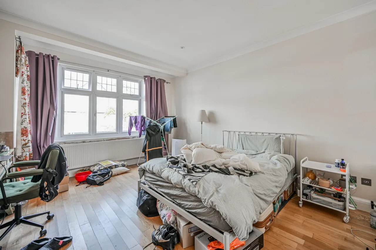 2 Sandringham Road, London, photo 6