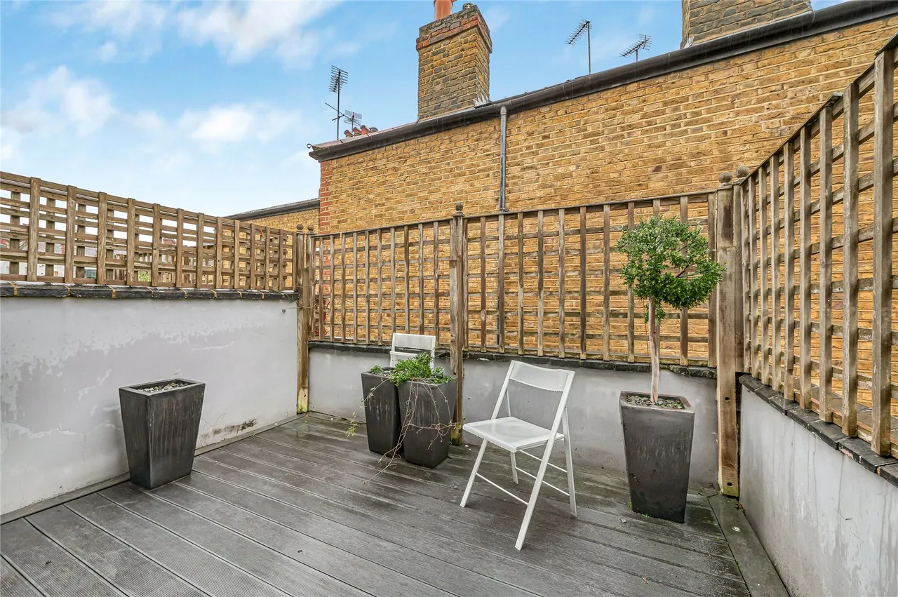 Prince Of Wales Drive, London, SW11, photo 9