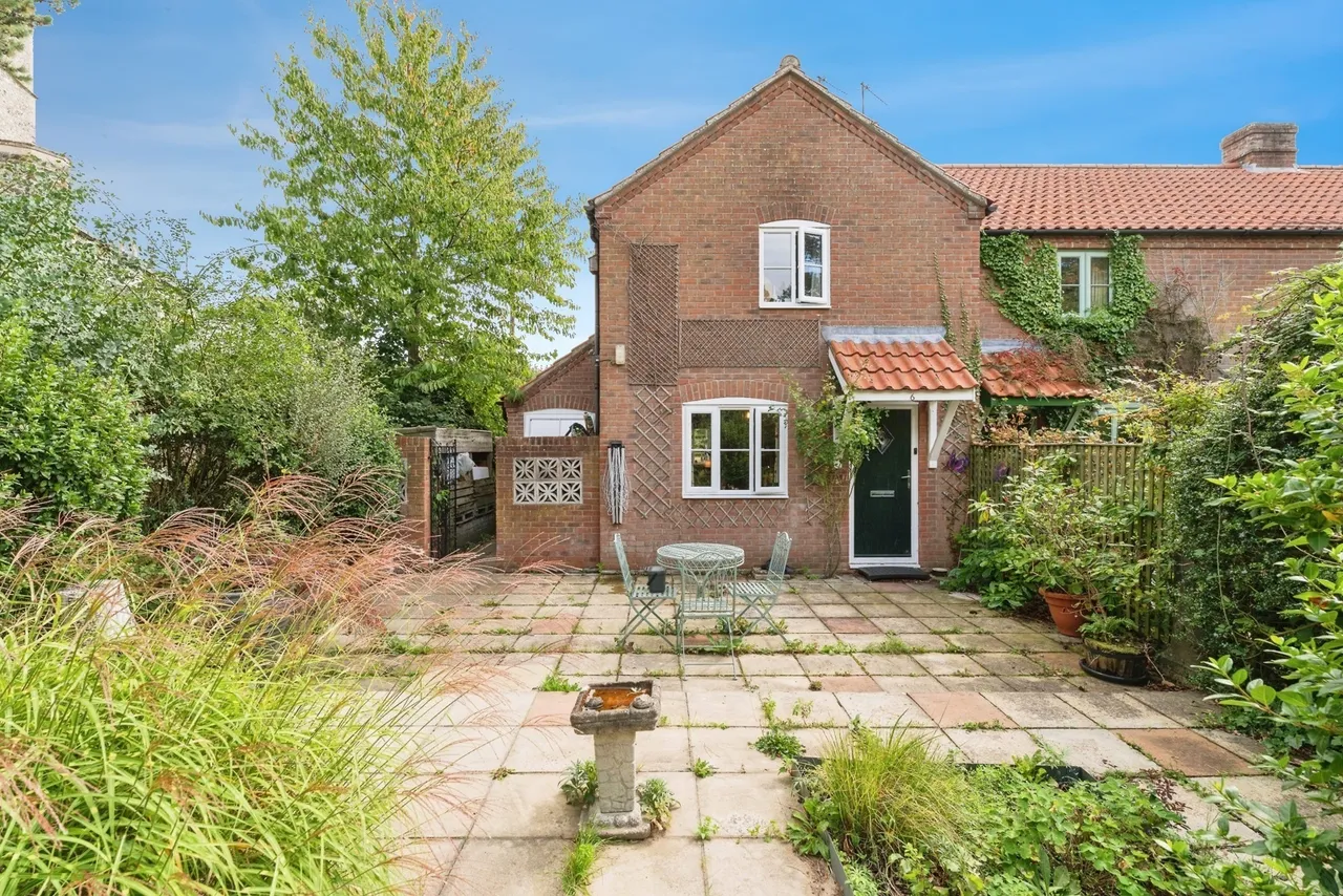 Thomas Hase Cottages, Saxthorpe, Norfolk, NR11, photo 8