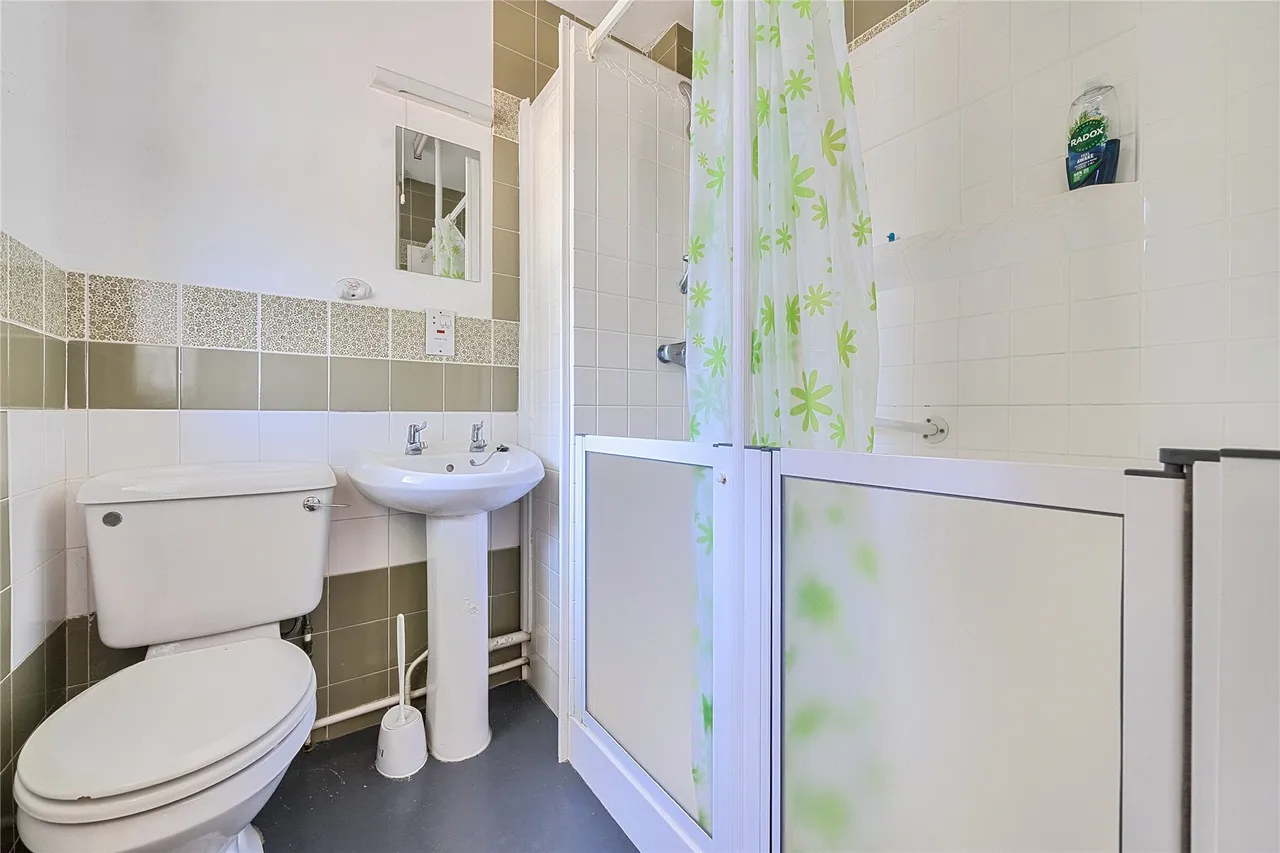 Lawn Close, Bromley, BR1, photo 12