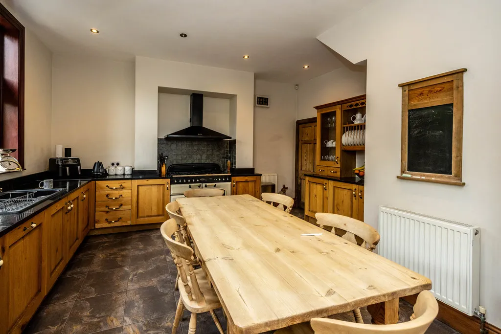 Crowlees Road, Mirfield, photo 10