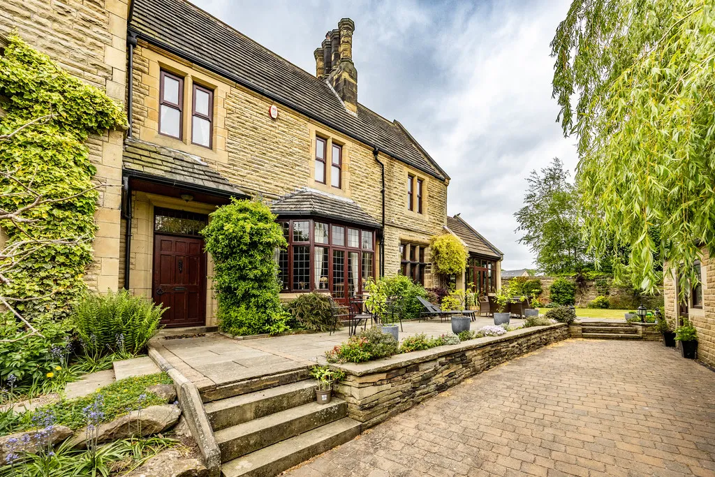 Crowlees Road, Mirfield, photo 37