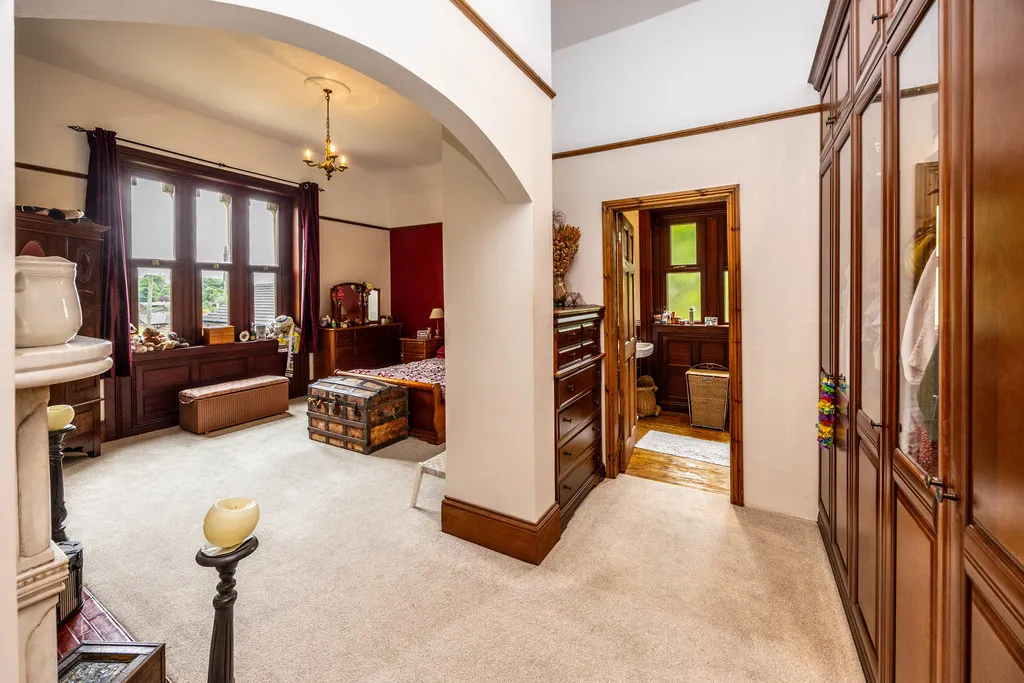 Crowlees Road, Mirfield, photo 21