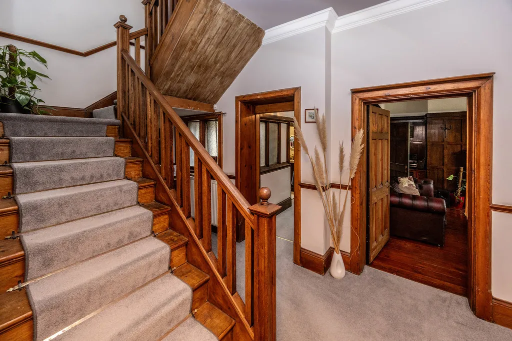 Crowlees Road, Mirfield, photo 4