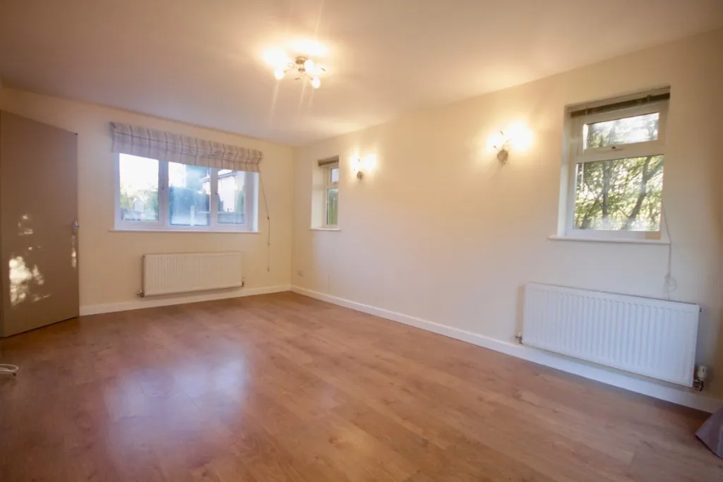 Crescentdale, Longford, Gloucester, GL2, photo 4