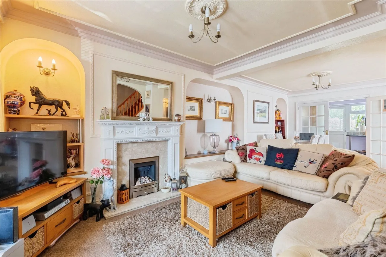 Albert Crescent, Keresley, Coventry, CV6, photo 2