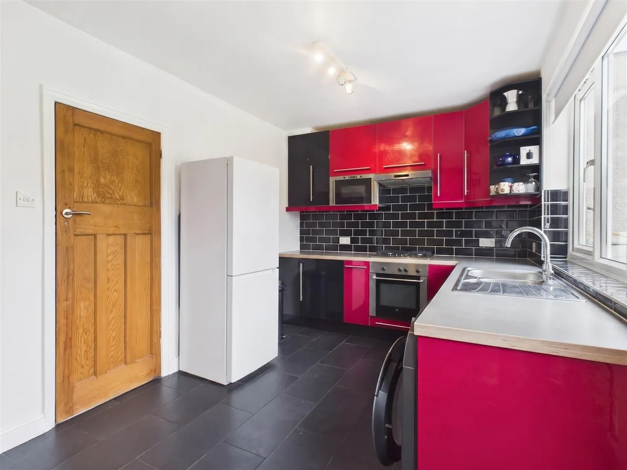 Dartmouth Road, Ruislip, HA4 0DF, photo 6