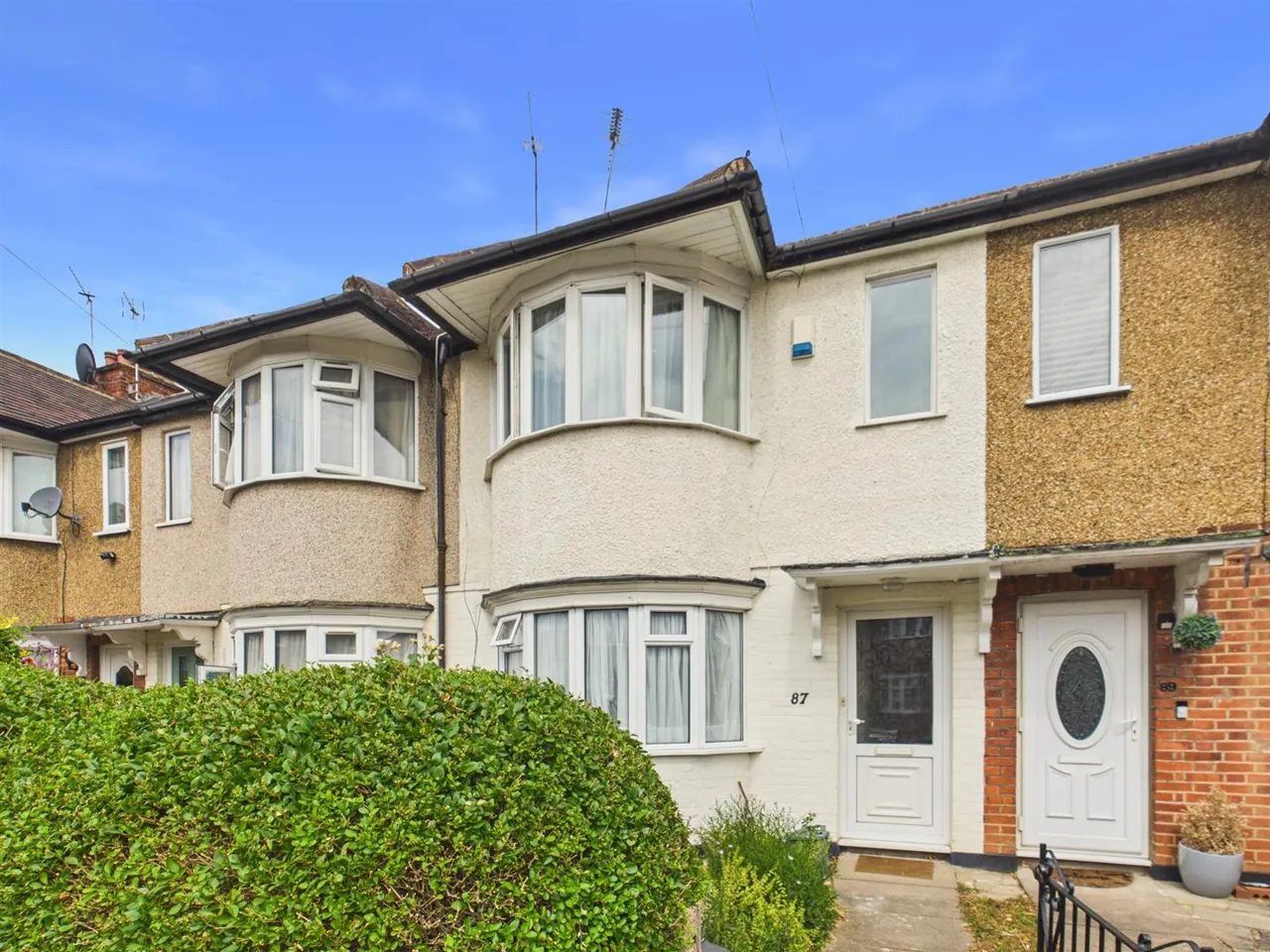 2 bed property for sale — Dartmouth Road, Ruislip, HA4 0DF